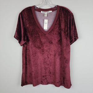 Michael Stars Wine Stretchy Velvet V-Neck Short Sleeves Pullover Top Size L